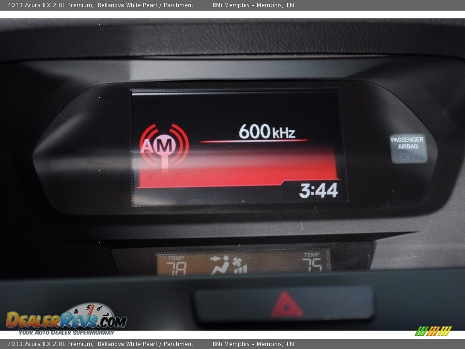 2013 Acura ILX 2.0L Premium Bellanova White Pearl / Parchment Photo #17