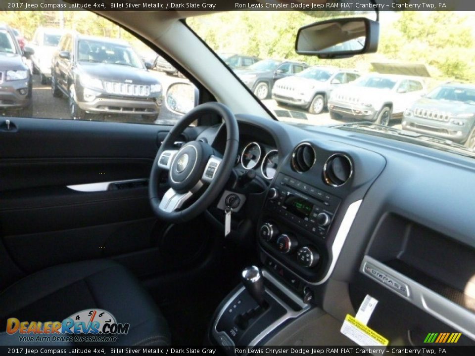 2017 Jeep Compass Latitude 4x4 Billet Silver Metallic / Dark Slate Gray Photo #10