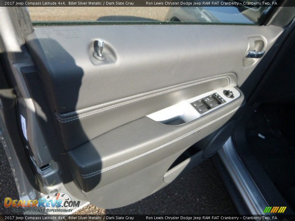 2017 Jeep Compass Latitude 4x4 Billet Silver Metallic / Dark Slate Gray Photo #14