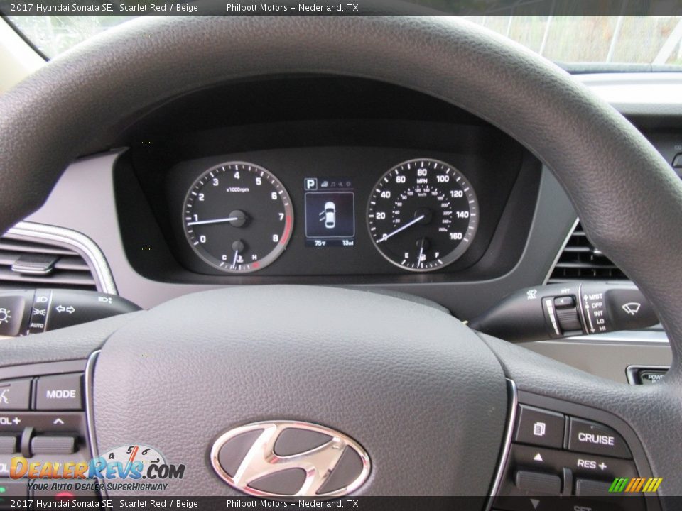 Controls of 2017 Hyundai Sonata SE Photo #30