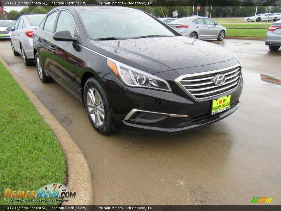 2017 Hyundai Sonata SE Phantom Black / Gray Photo #2