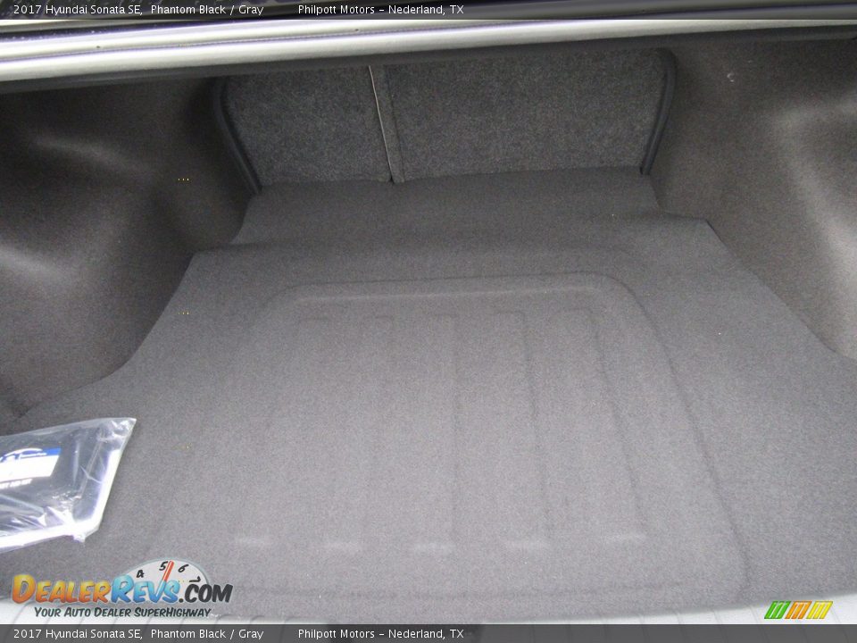 2017 Hyundai Sonata SE Trunk Photo #15