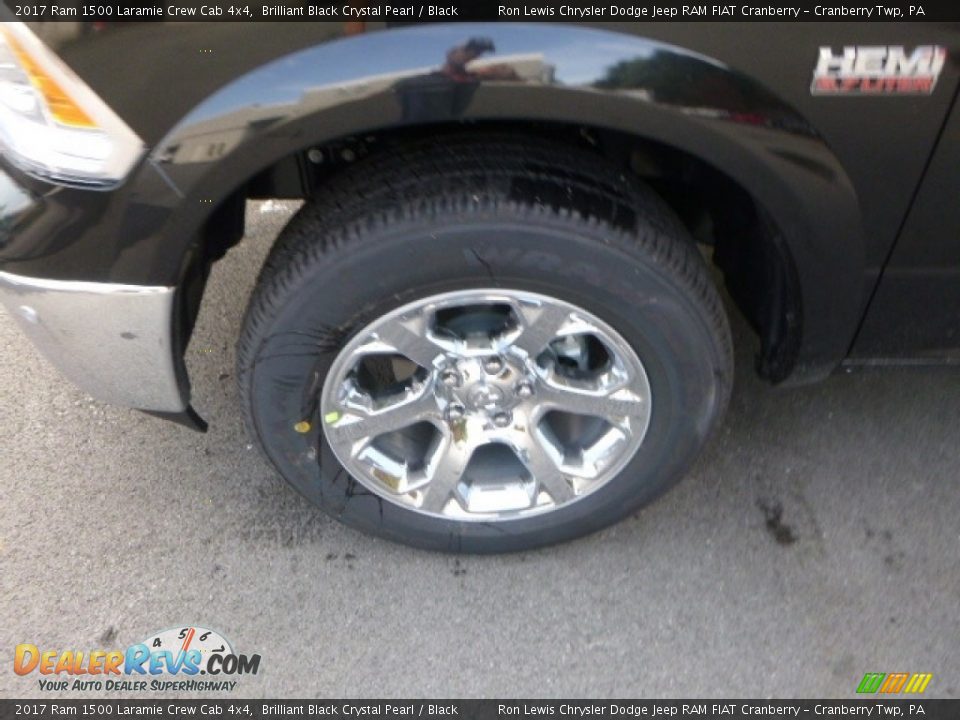 2017 Ram 1500 Laramie Crew Cab 4x4 Brilliant Black Crystal Pearl / Black Photo #2