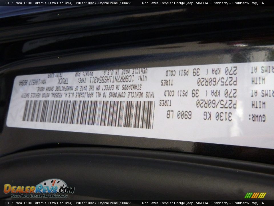 2017 Ram 1500 Laramie Crew Cab 4x4 Brilliant Black Crystal Pearl / Black Photo #16