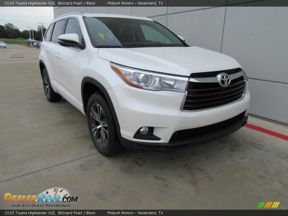 2016 Toyota Highlander XLE Blizzard Pearl / Black Photo #1