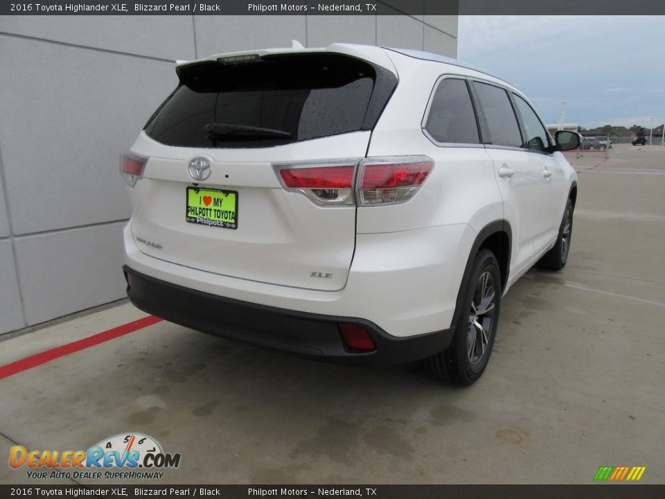 2016 Toyota Highlander XLE Blizzard Pearl / Black Photo #4