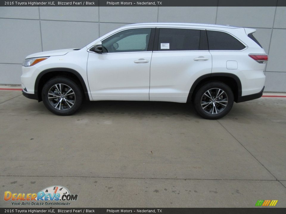 2016 Toyota Highlander XLE Blizzard Pearl / Black Photo #6