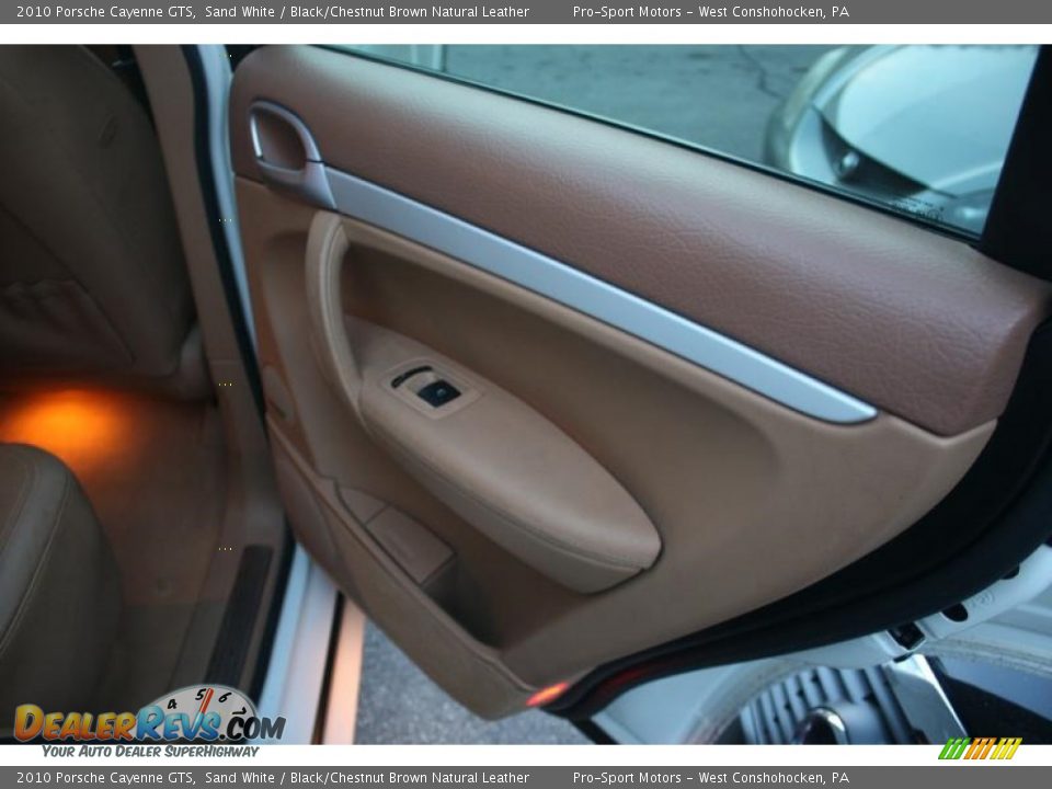 2010 Porsche Cayenne GTS Sand White / Black/Chestnut Brown Natural Leather Photo #13