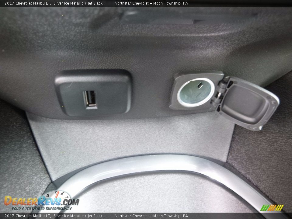 2017 Chevrolet Malibu LT Silver Ice Metallic / Jet Black Photo #18