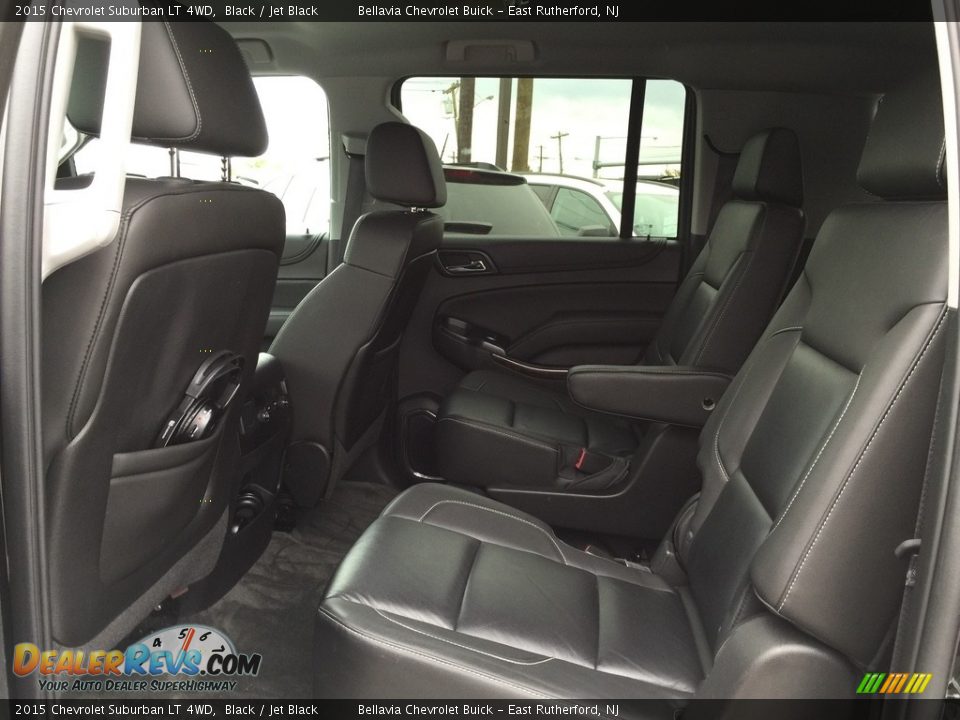 2015 Chevrolet Suburban LT 4WD Black / Jet Black Photo #11