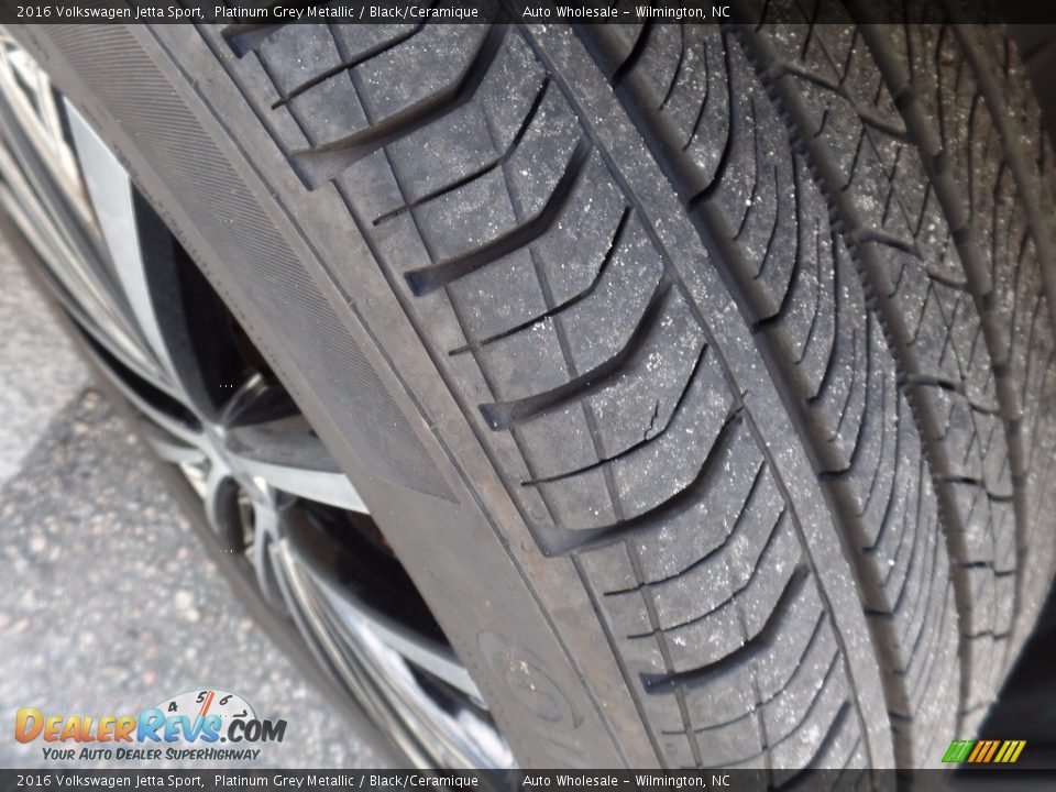 2016 Volkswagen Jetta Sport Platinum Grey Metallic / Black/Ceramique Photo #9