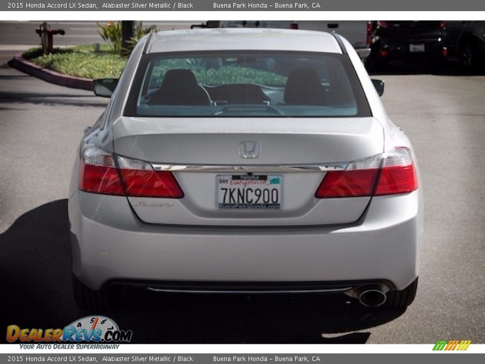 2015 Honda Accord LX Sedan Alabaster Silver Metallic / Black Photo #10