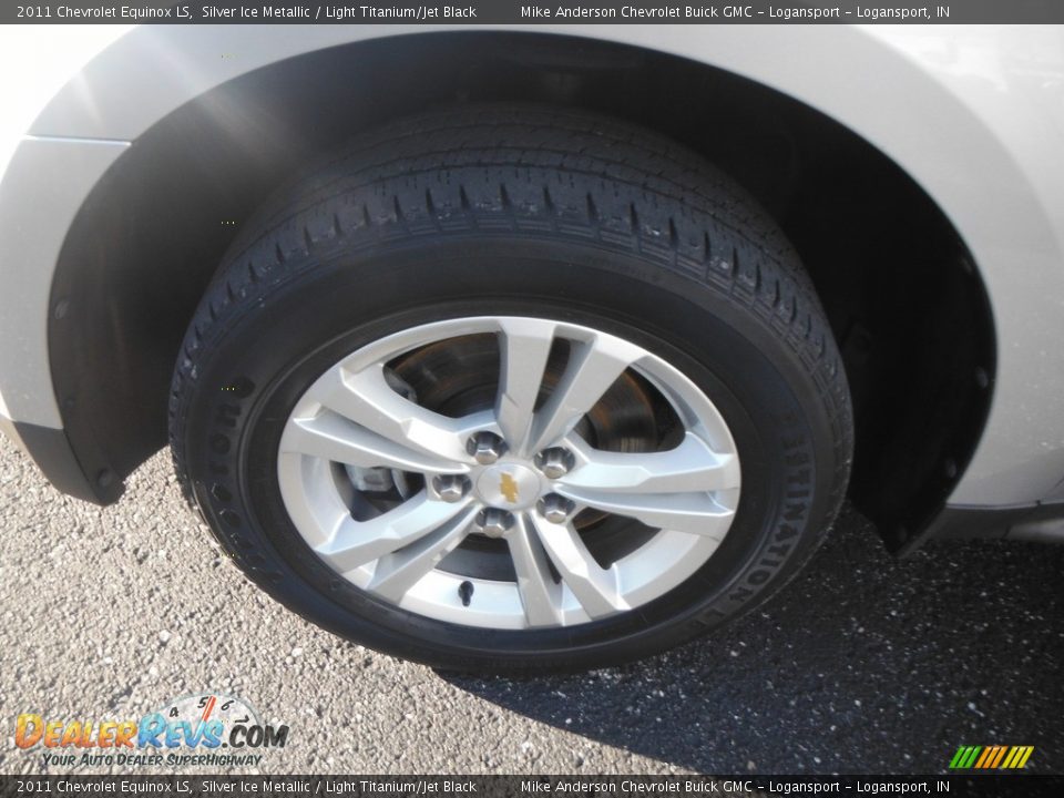 2011 Chevrolet Equinox LS Silver Ice Metallic / Light Titanium/Jet Black Photo #7