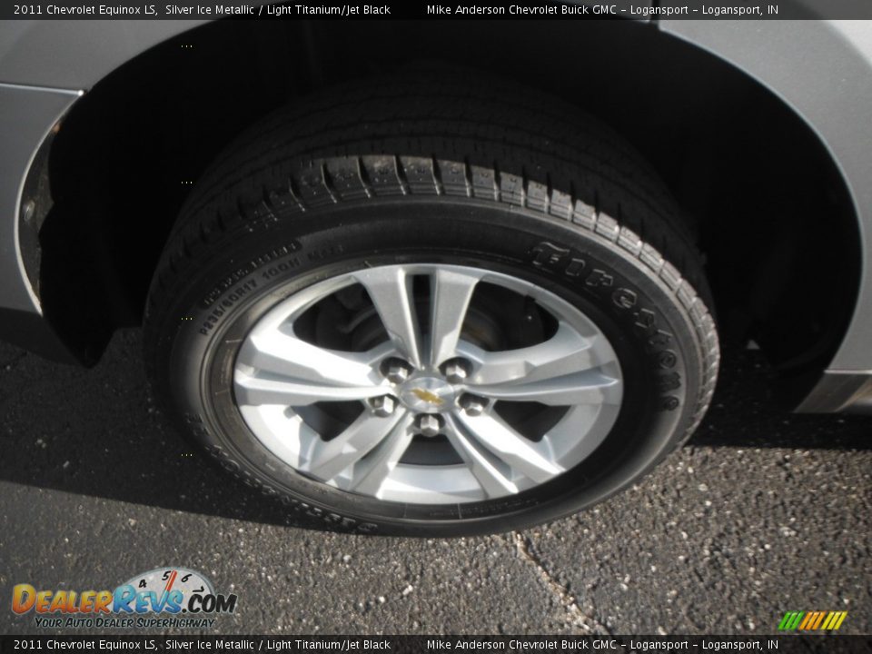 2011 Chevrolet Equinox LS Silver Ice Metallic / Light Titanium/Jet Black Photo #9