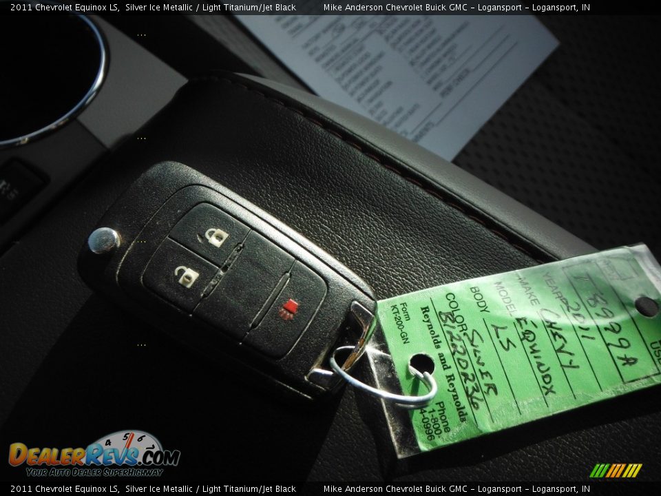 2011 Chevrolet Equinox LS Silver Ice Metallic / Light Titanium/Jet Black Photo #14