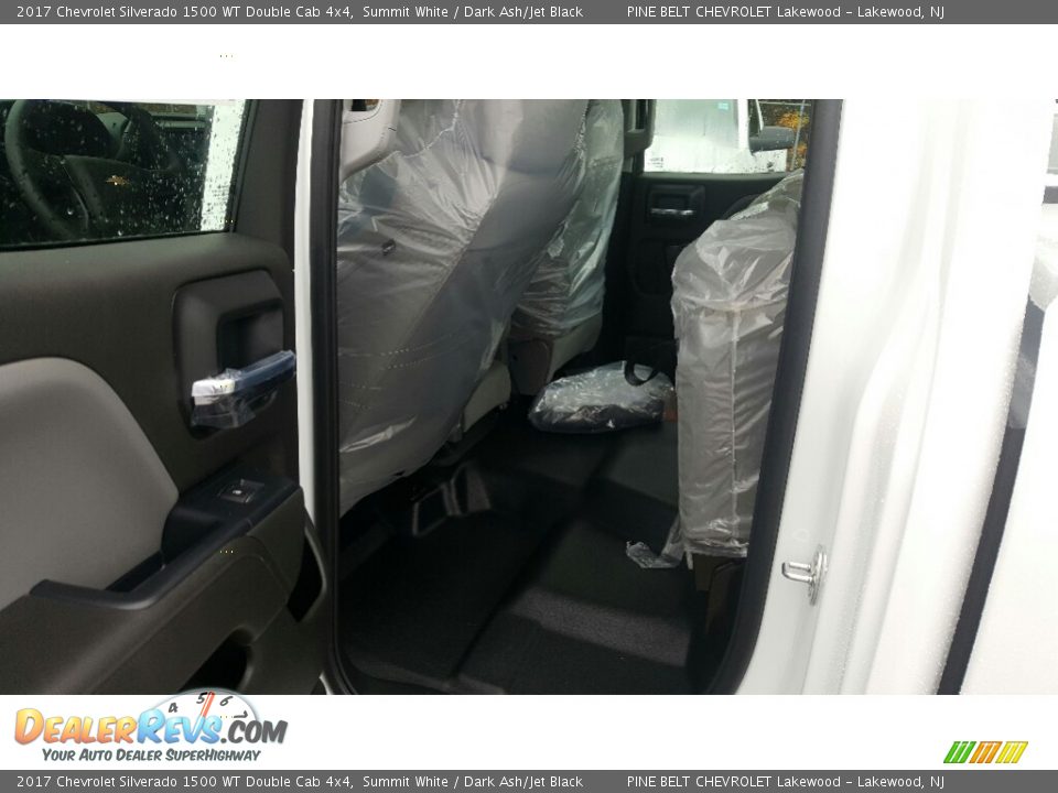 2017 Chevrolet Silverado 1500 WT Double Cab 4x4 Summit White / Dark Ash/Jet Black Photo #8