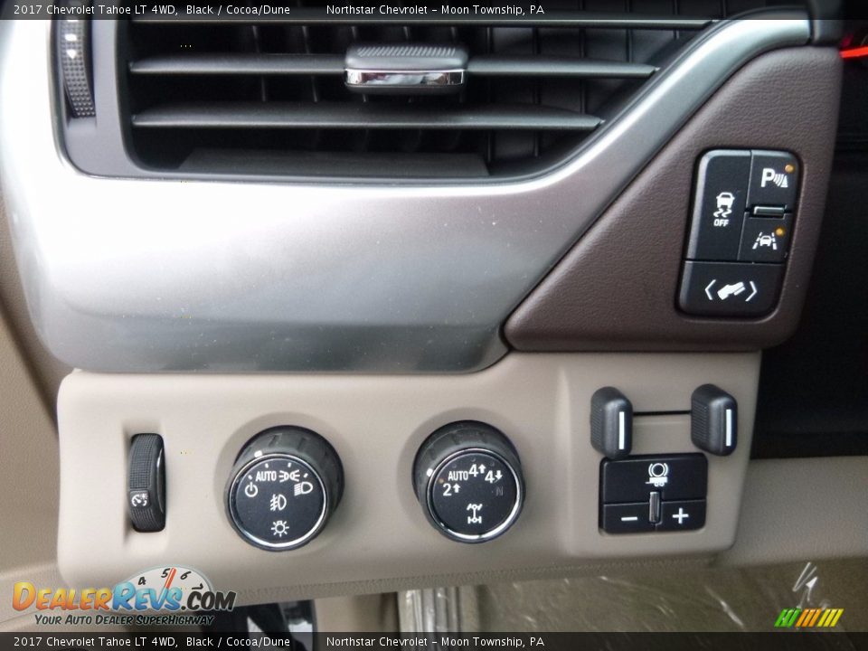 Controls of 2017 Chevrolet Tahoe LT 4WD Photo #15