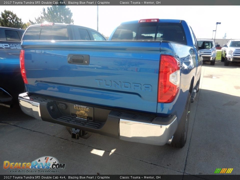 2017 Toyota Tundra SR5 Double Cab 4x4 Blazing Blue Pearl / Graphite Photo #2