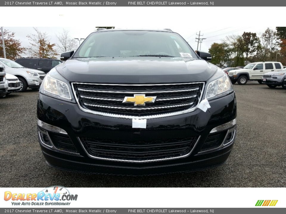 2017 Chevrolet Traverse LT AWD Mosaic Black Metallic / Ebony Photo #2