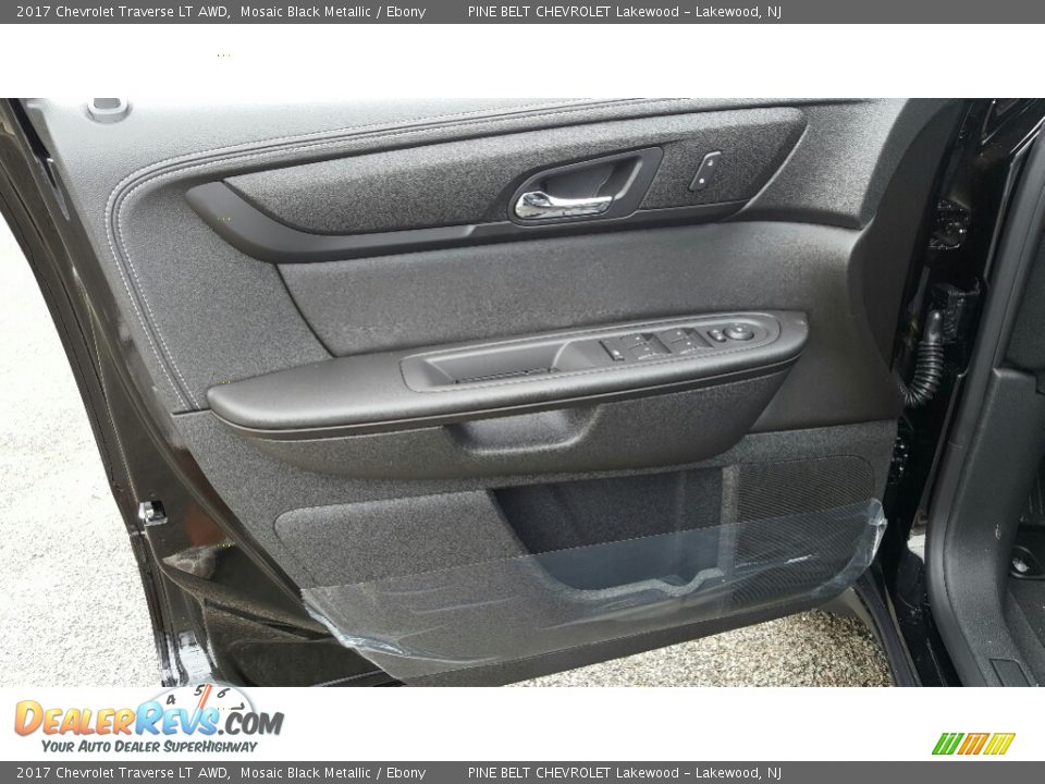 2017 Chevrolet Traverse LT AWD Mosaic Black Metallic / Ebony Photo #6