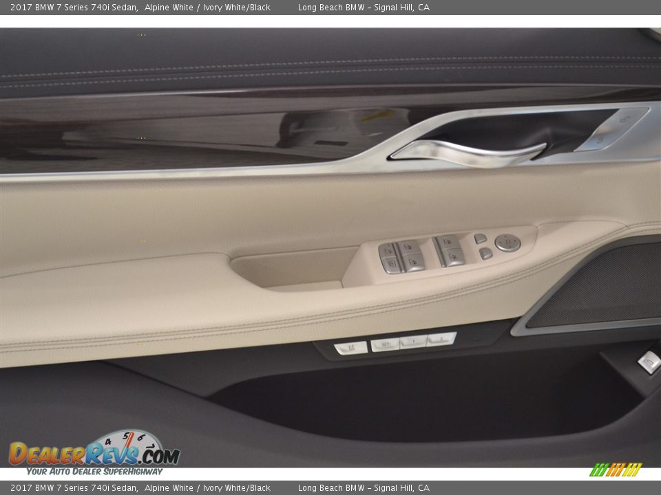 2017 BMW 7 Series 740i Sedan Alpine White / Ivory White/Black Photo #11