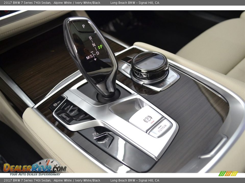 2017 BMW 7 Series 740i Sedan Alpine White / Ivory White/Black Photo #12