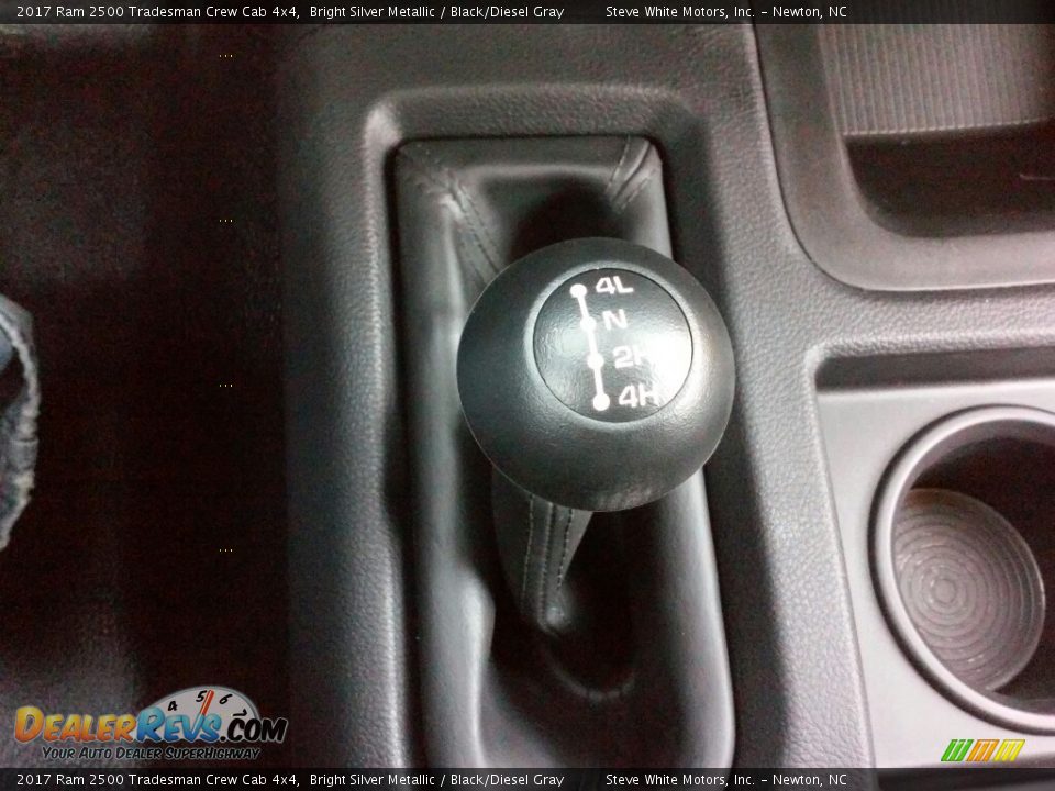 2017 Ram 2500 Tradesman Crew Cab 4x4 Bright Silver Metallic / Black/Diesel Gray Photo #20