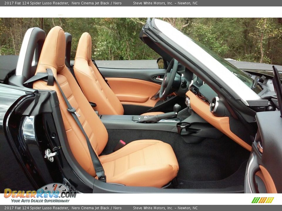 Front Seat of 2017 Fiat 124 Spider Lusso Roadster Photo #21