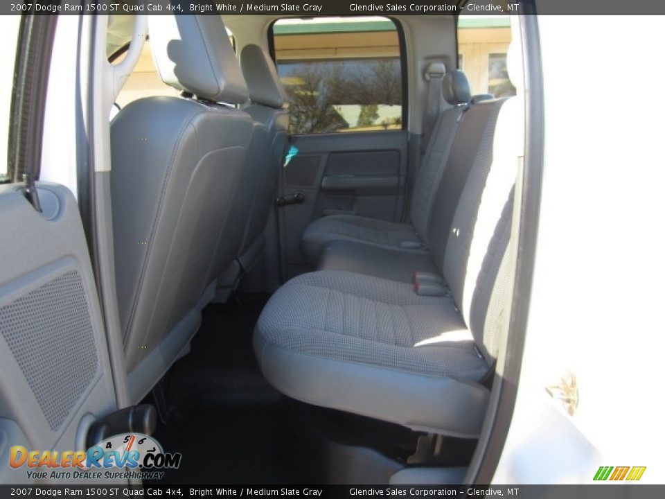 2007 Dodge Ram 1500 ST Quad Cab 4x4 Bright White / Medium Slate Gray Photo #13