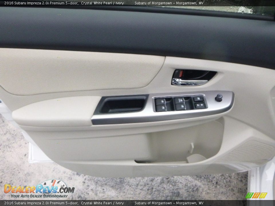 2016 Subaru Impreza 2.0i Premium 5-door Crystal White Pearl / Ivory Photo #13