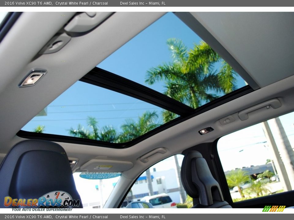 Sunroof of 2016 Volvo XC90 T6 AWD Photo #14