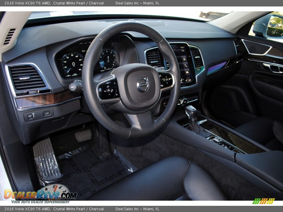 Charcoal Interior - 2016 Volvo XC90 T6 AWD Photo #15