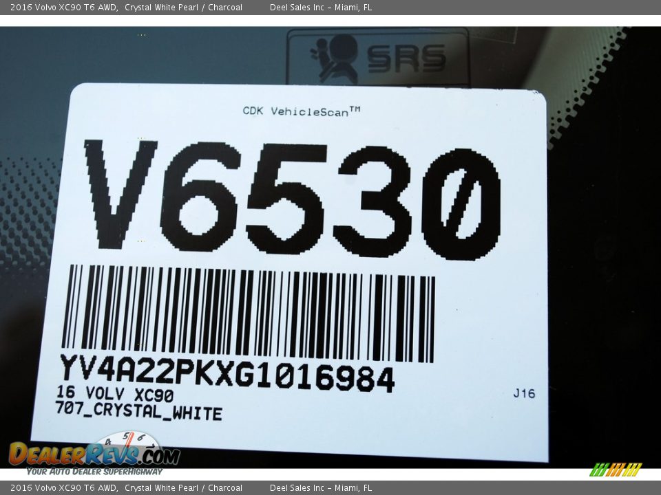 2016 Volvo XC90 T6 AWD Crystal White Pearl / Charcoal Photo #20
