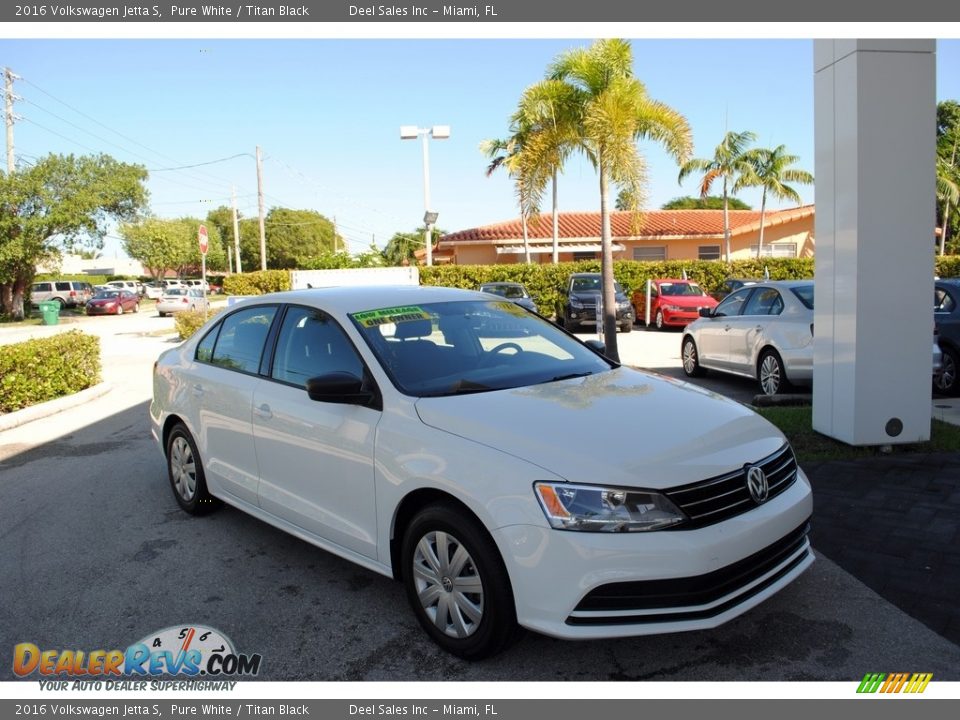 2016 Volkswagen Jetta S Pure White / Titan Black Photo #1