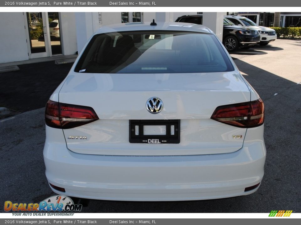2016 Volkswagen Jetta S Pure White / Titan Black Photo #8