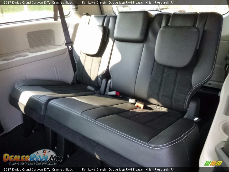 Rear Seat of 2017 Dodge Grand Caravan SXT Photo #13