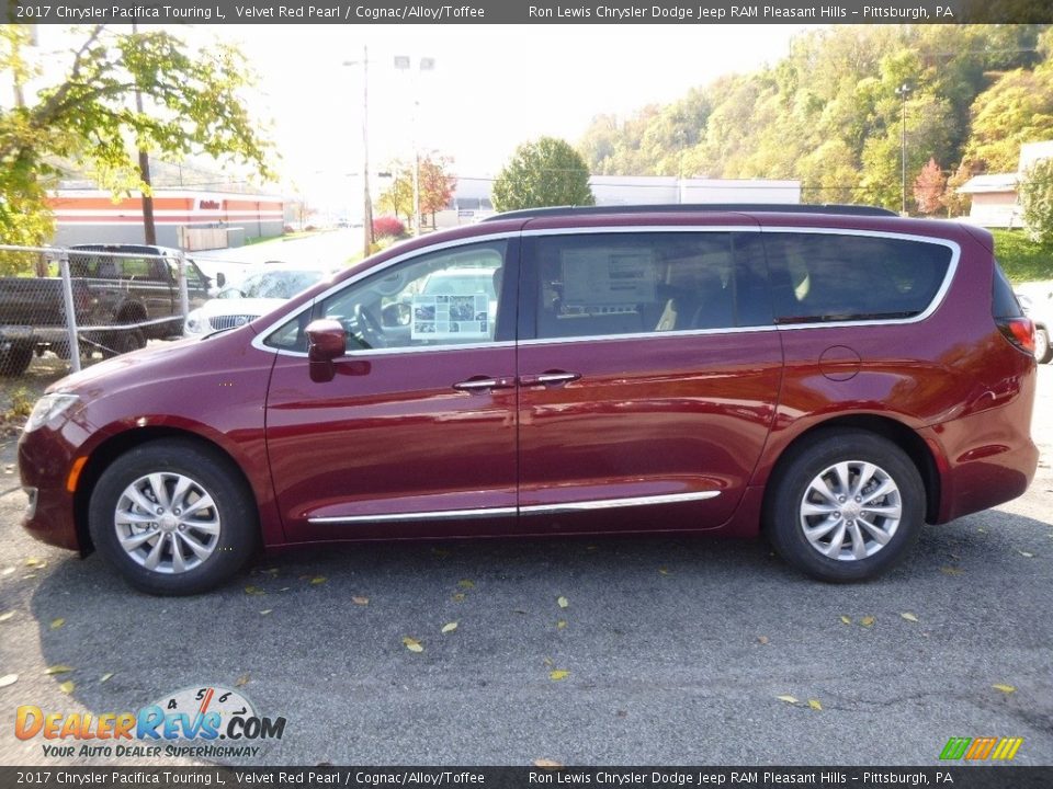 2017 Chrysler Pacifica Touring L Velvet Red Pearl / Cognac/Alloy/Toffee Photo #2