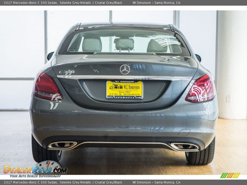 2017 Mercedes-Benz C 300 Sedan Selenite Grey Metallic / Crystal Grey/Black Photo #4