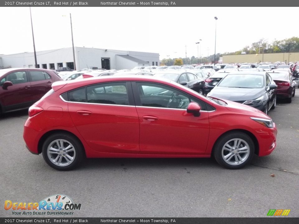 2017 Chevrolet Cruze LT Red Hot / Jet Black Photo #4