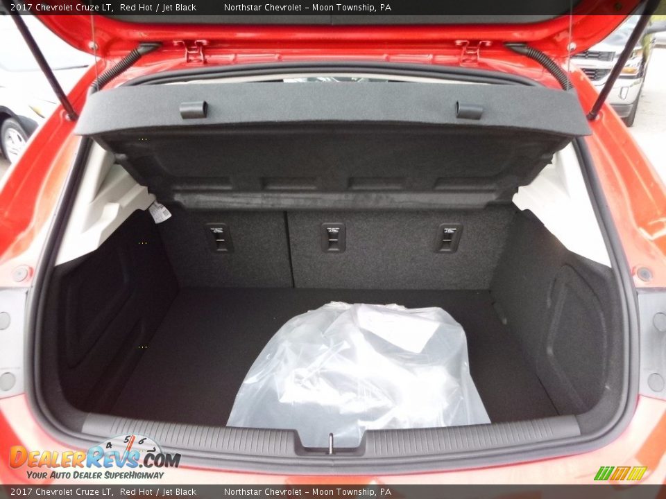 2017 Chevrolet Cruze LT Red Hot / Jet Black Photo #7