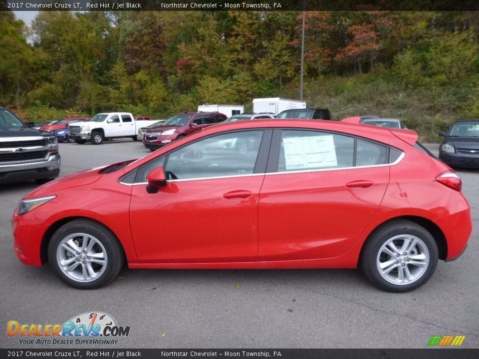 2017 Chevrolet Cruze LT Red Hot / Jet Black Photo #9