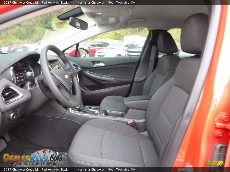2017 Chevrolet Cruze LT Red Hot / Jet Black Photo #11
