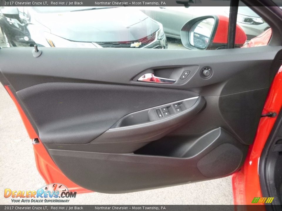 2017 Chevrolet Cruze LT Red Hot / Jet Black Photo #14