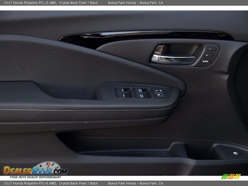 2017 Honda Ridgeline RTL-E AWD Crystal Black Pearl / Black Photo #7