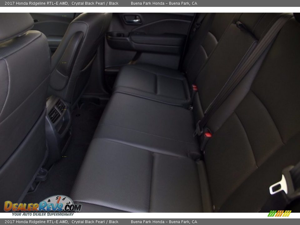2017 Honda Ridgeline RTL-E AWD Crystal Black Pearl / Black Photo #11