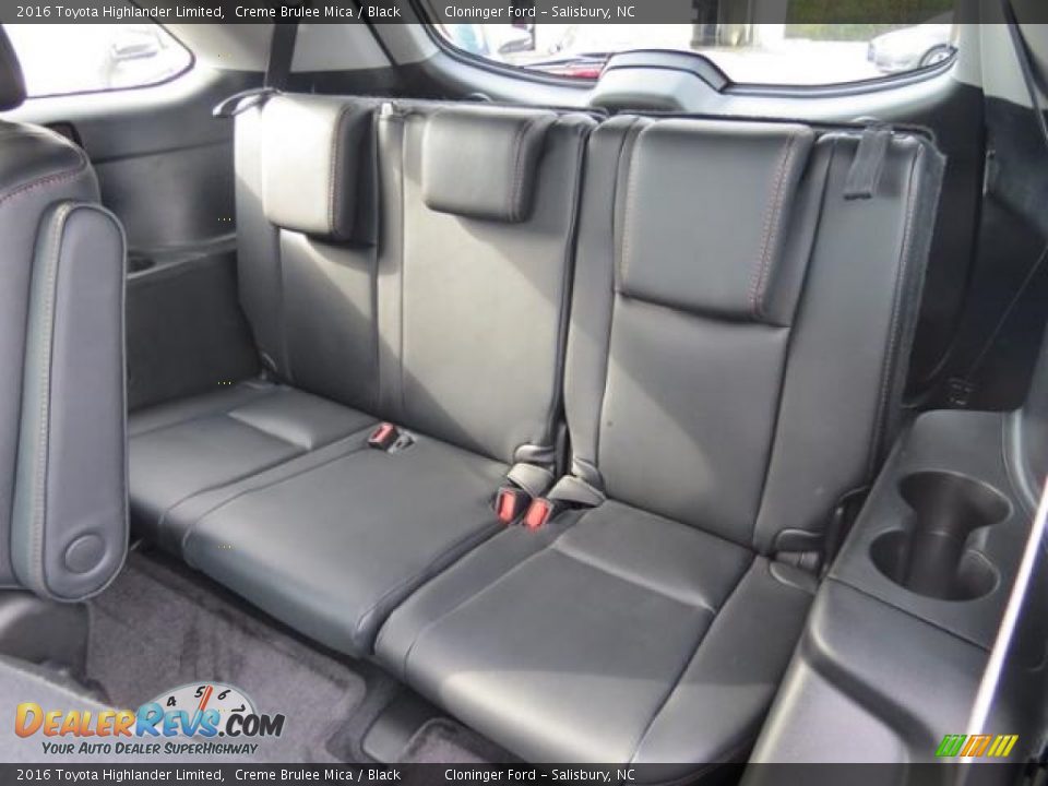 Rear Seat of 2016 Toyota Highlander Limited Photo #6