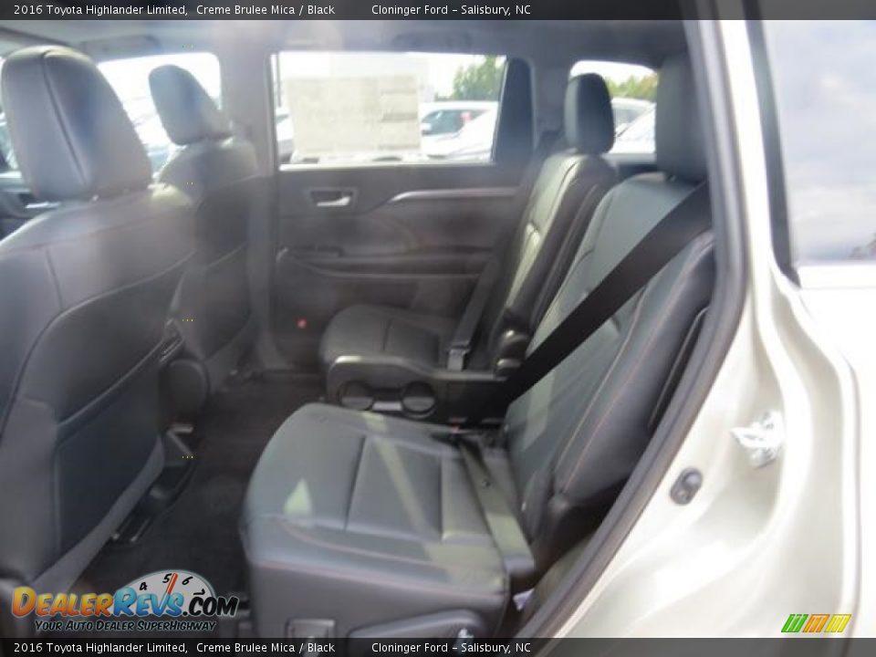 2016 Toyota Highlander Limited Creme Brulee Mica / Black Photo #7