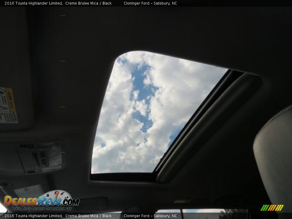 2016 Toyota Highlander Limited Creme Brulee Mica / Black Photo #12