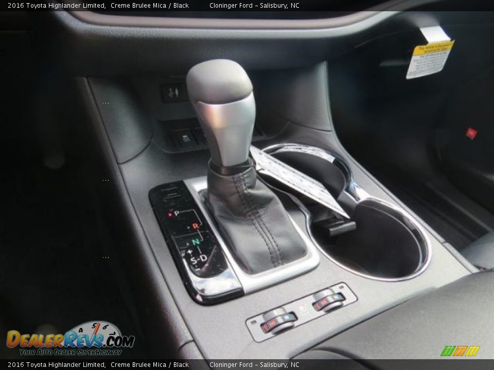 2016 Toyota Highlander Limited Shifter Photo #24