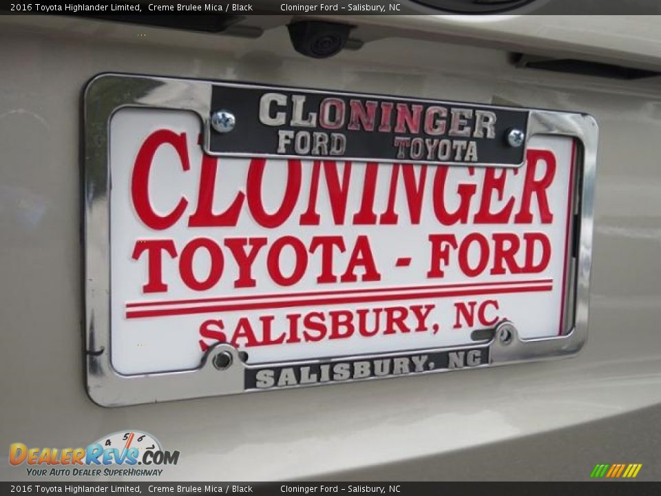 2016 Toyota Highlander Limited Creme Brulee Mica / Black Photo #31